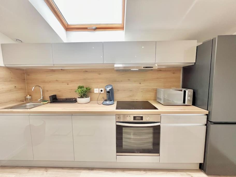 T3 Spacieux Refait A Neuf Thyez Exterior photo